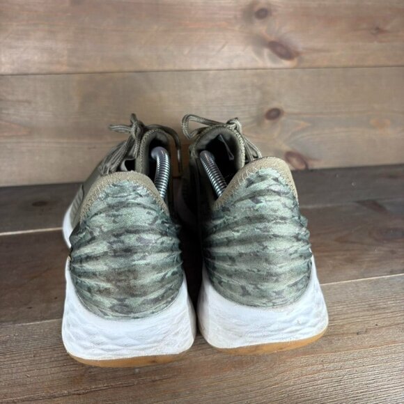 new balance fresh foam roav mens size 10 shoes green athletic running sneakers - Picture 4 of 8